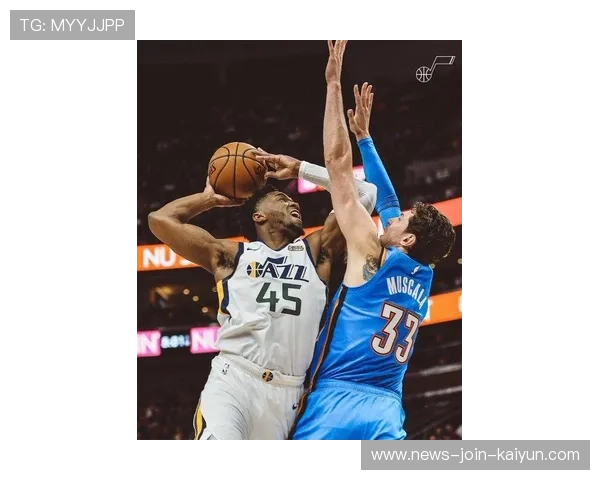 米切尔压哨远投打中，骑士在主场欢庆